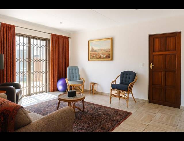 3 BEDROOM TOWNHOUSE FOR SALE IN ARUNDO ESTATE